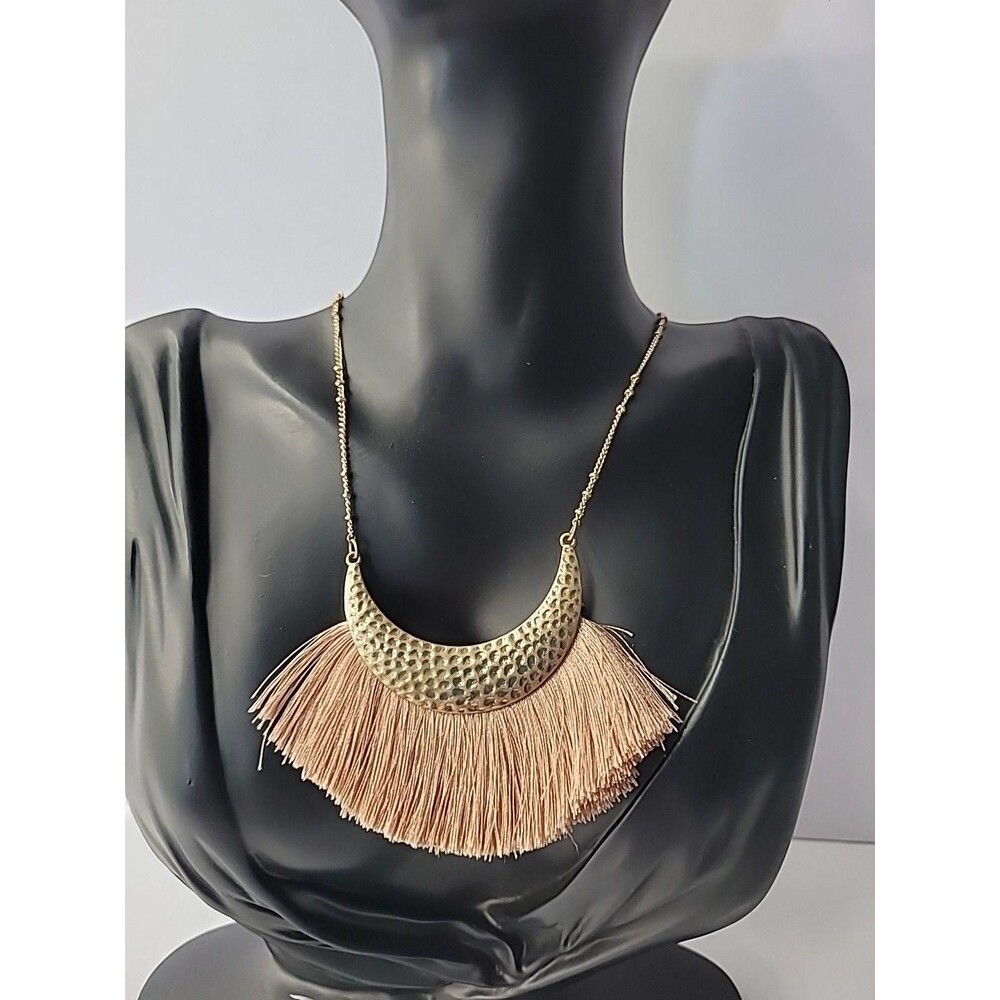 Vintage Tassel Pendant Necklace: Hammered Gold Tone Chain, Adjustable 29"